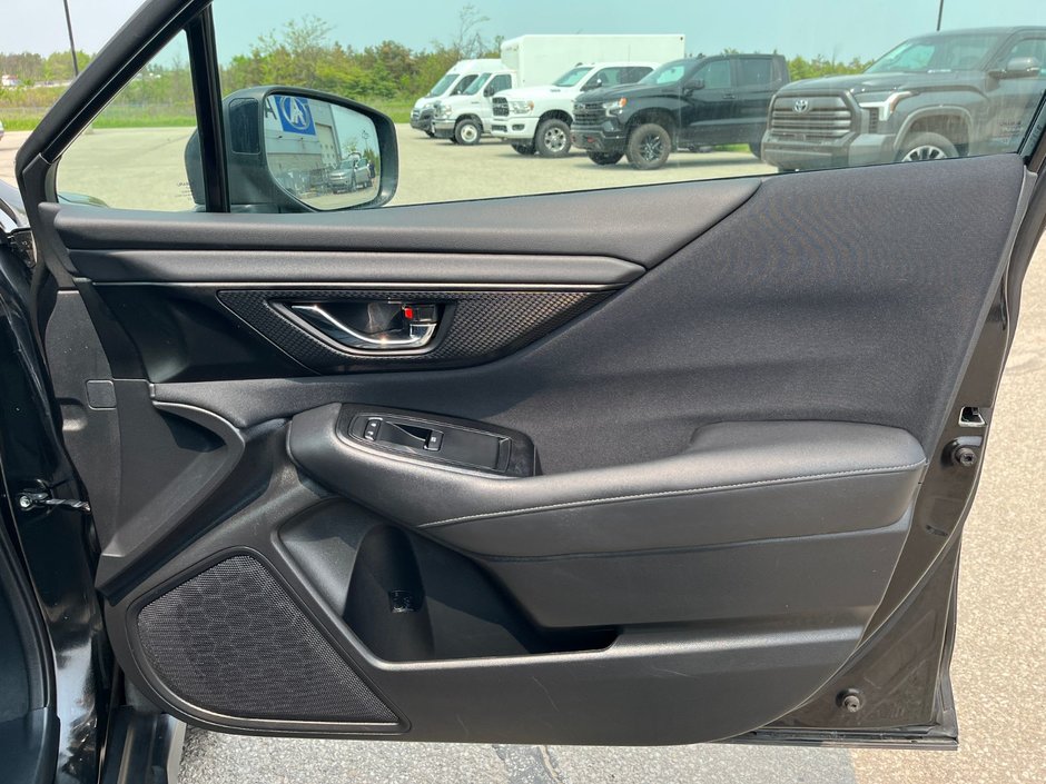 2023 Subaru Outback Touring CVT-17