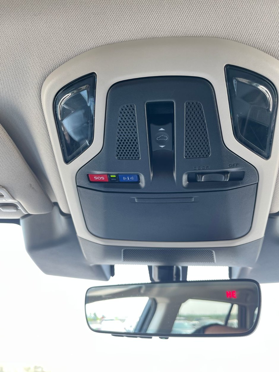 2023 Subaru Outback Touring CVT-32