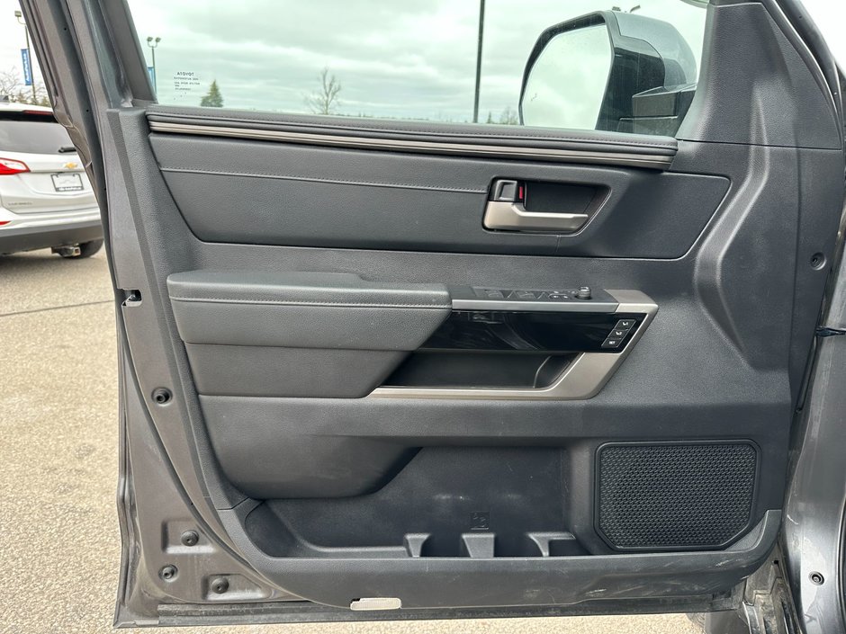 2022 Toyota Tundra 4x4 Crewmax Limited Hybrid-8