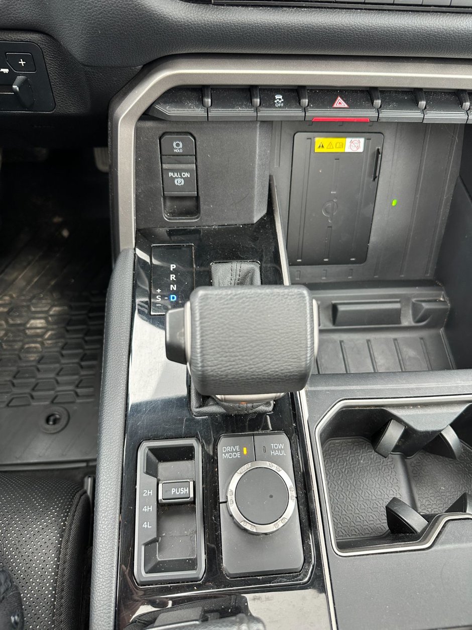 2022 Toyota Tundra 4x4 Crewmax Limited Hybrid-29