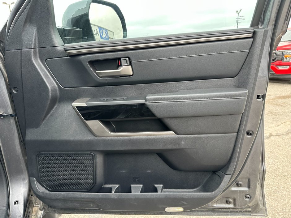 2022 Toyota Tundra 4x4 Crewmax Limited Hybrid-18