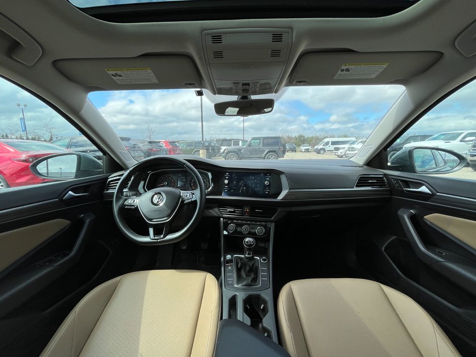 2019 Volkswagen Jetta Highline Manual-20
