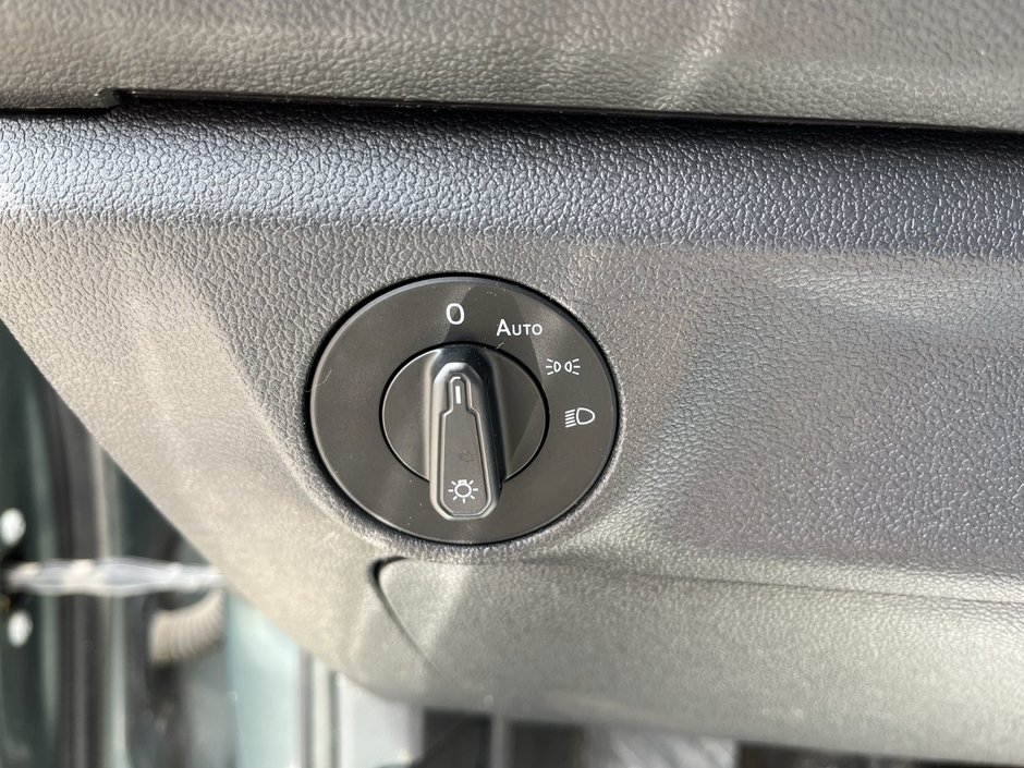 2019 Volkswagen Jetta Highline Manual-22