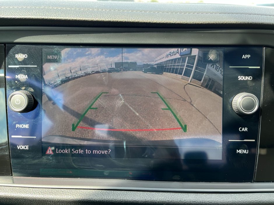 2019 Volkswagen Jetta Highline Manual-28