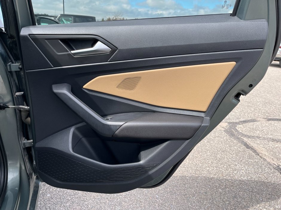 2019 Volkswagen Jetta Highline Manual-15