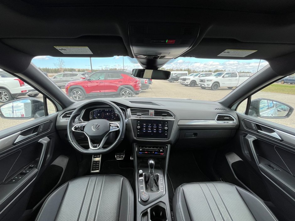 2022 Volkswagen Tiguan Comfortline R-Line Black Edition-20