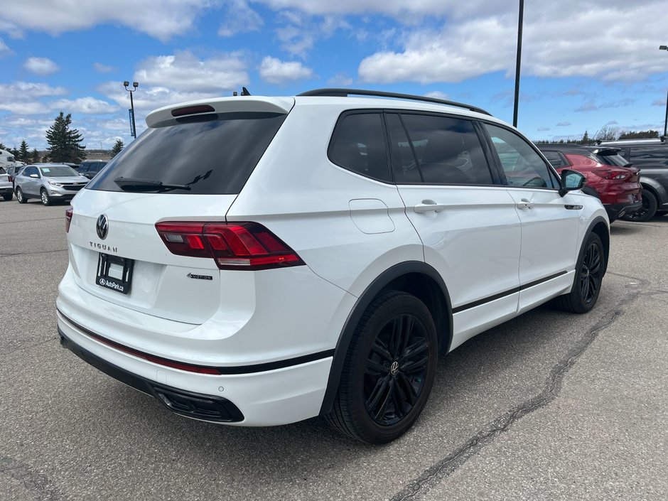 2022 Volkswagen Tiguan Comfortline R-Line Black Edition-4