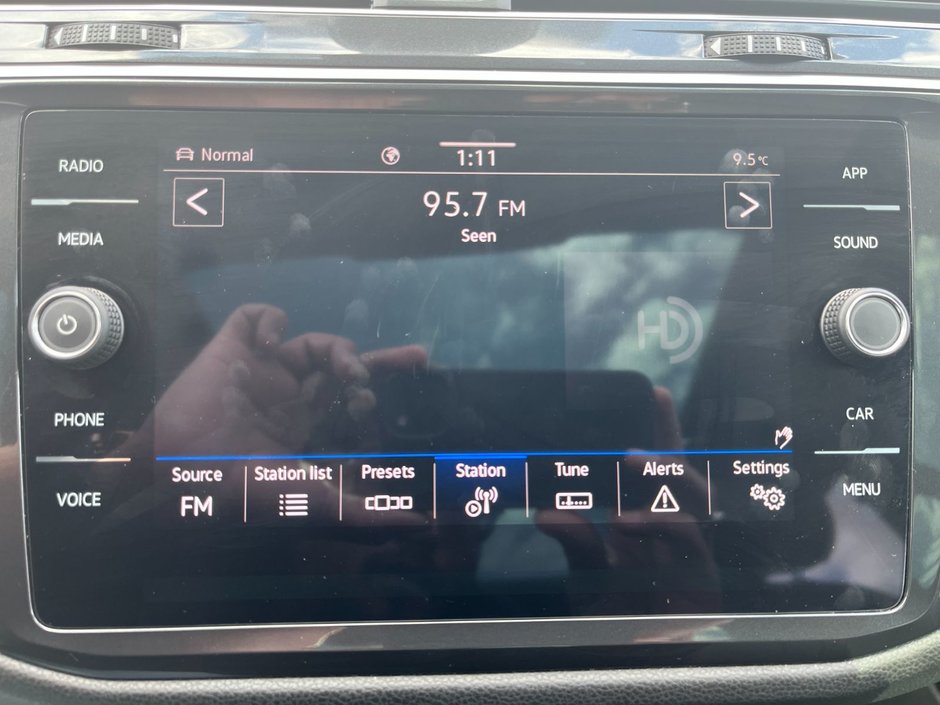 2022 Volkswagen Tiguan Comfortline R-Line Black Edition-28