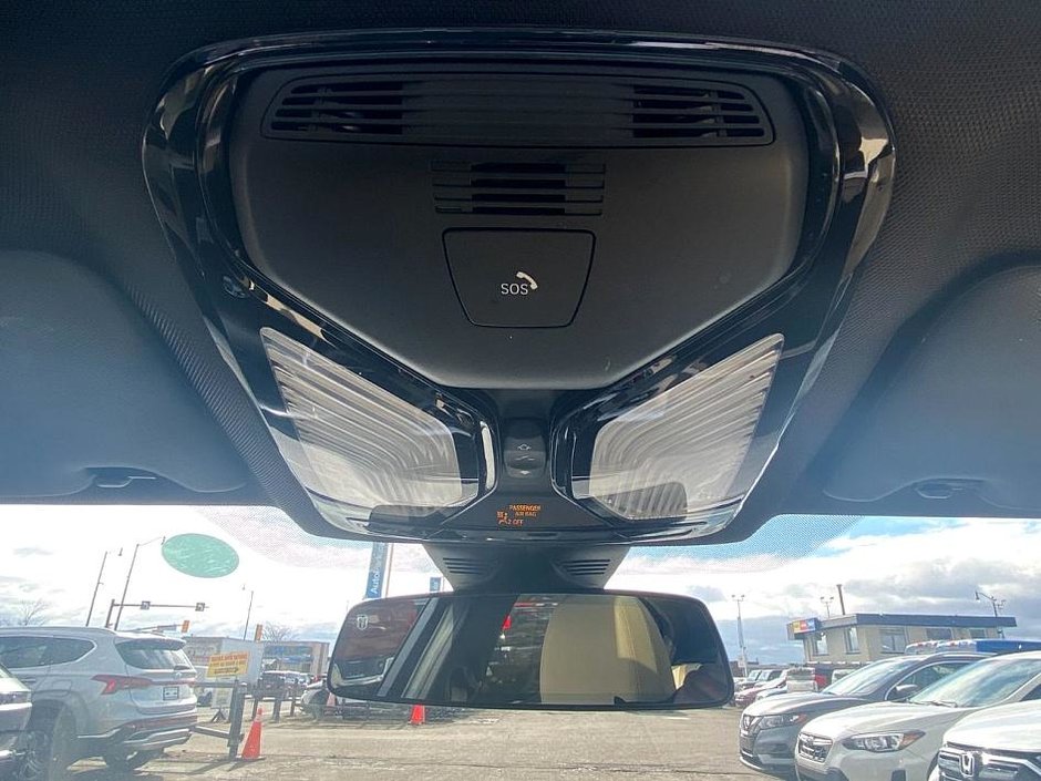 2019 BMW 3 Series 330i xDrive-25