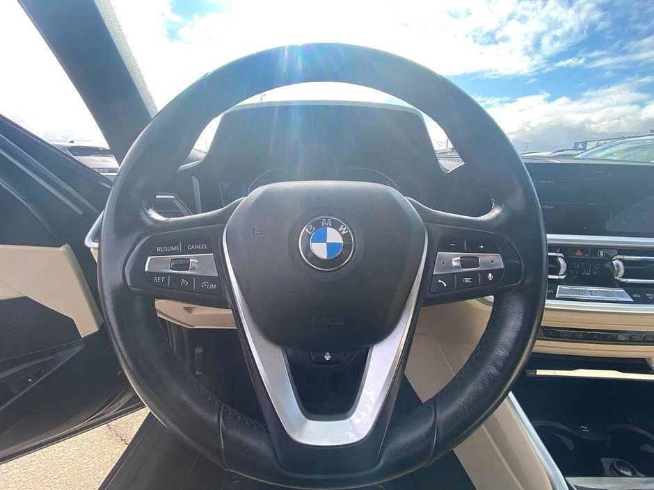 2019 BMW 3 Series 330i xDrive-26