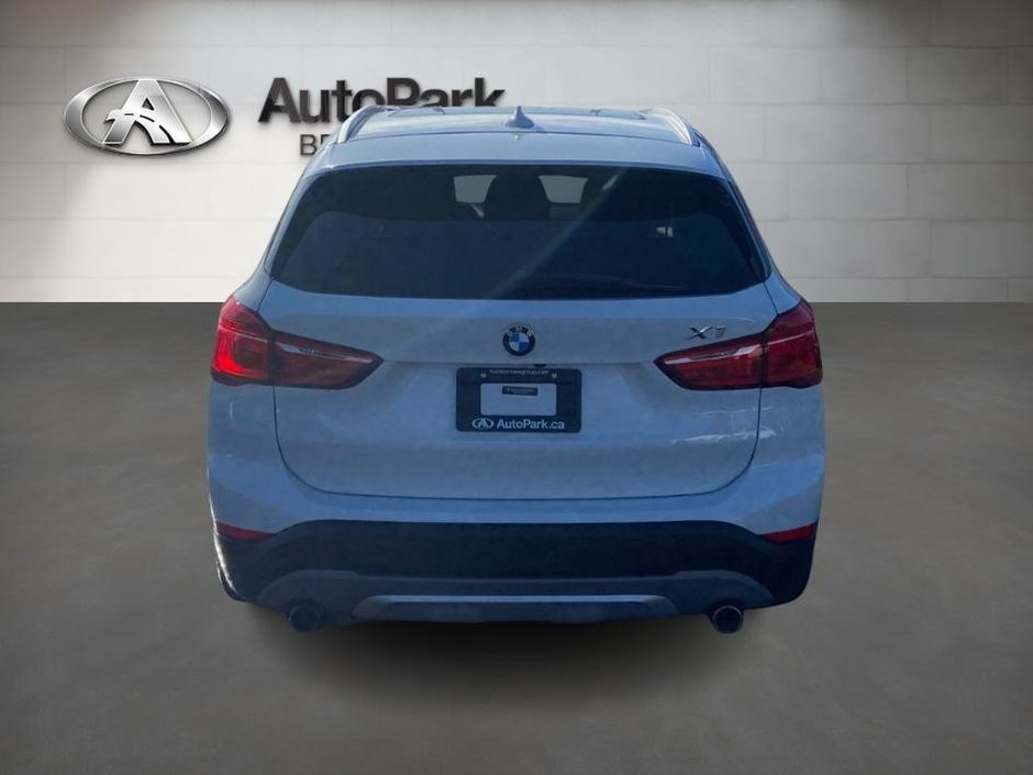 2018 BMW X1 XDrive28i-5
