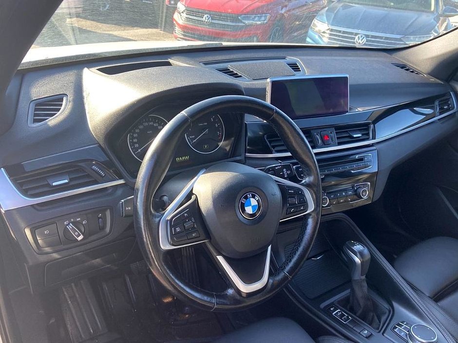 2018 BMW X1 XDrive28i-12