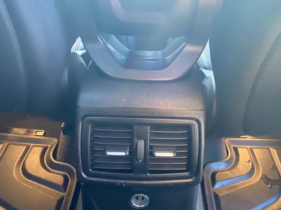 2018 BMW X1 XDrive28i-17