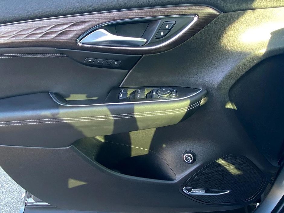 2021 Buick ENVISION Avenir-11