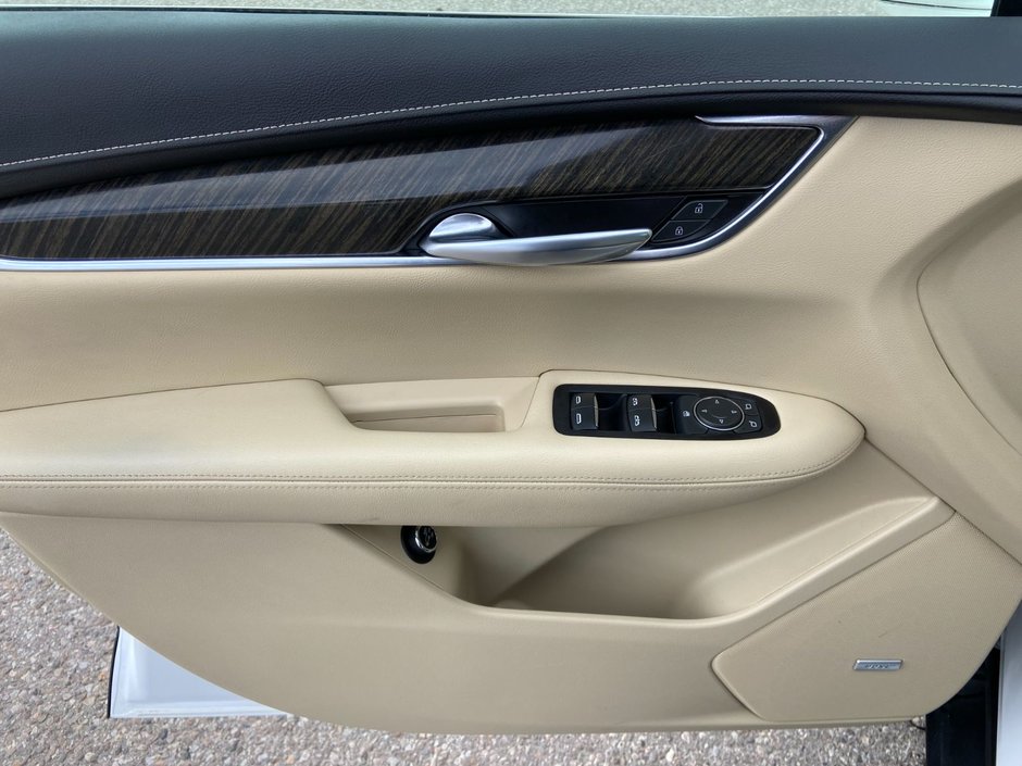 2019 Cadillac XT5 FWD-8
