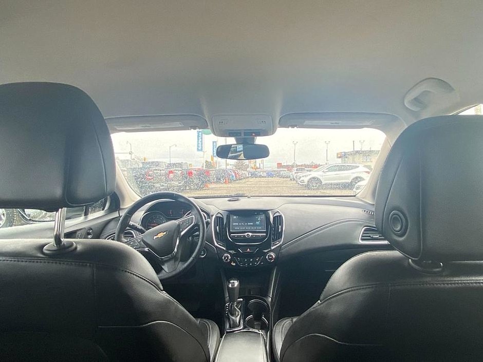 2018 Chevrolet Cruze Premier-14