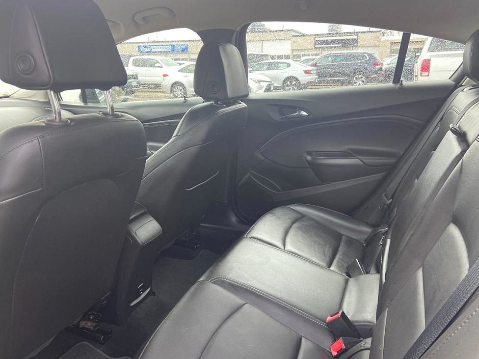 2018 Chevrolet Cruze Premier-10