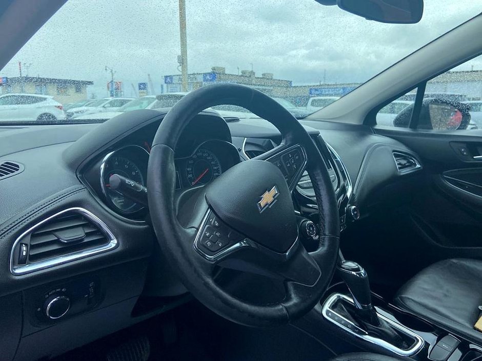 2018 Chevrolet Cruze Premier-9