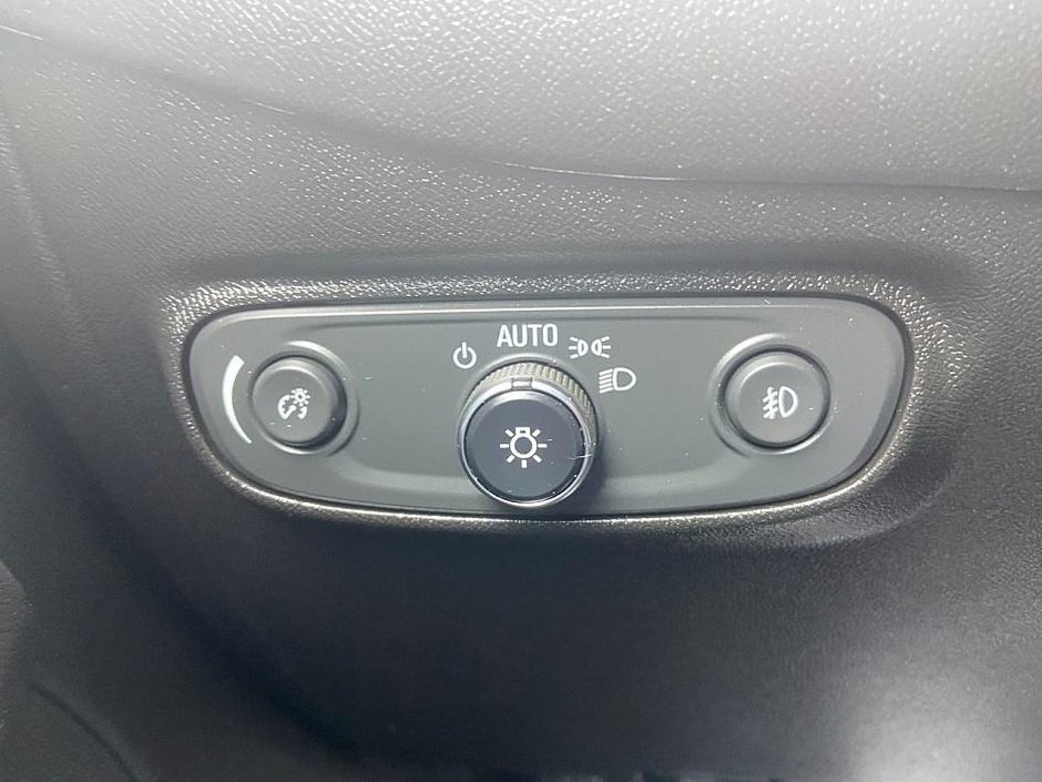 2021 Chevrolet Equinox LT-19