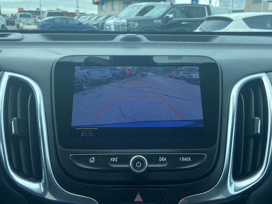 2021 Chevrolet Equinox LT-27
