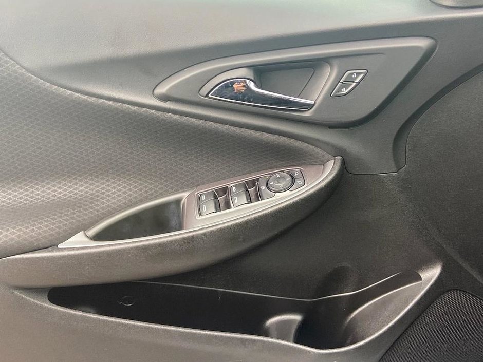 2019 Chevrolet Malibu LS-14