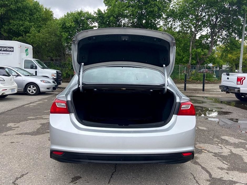 2019 Chevrolet Malibu LS-6