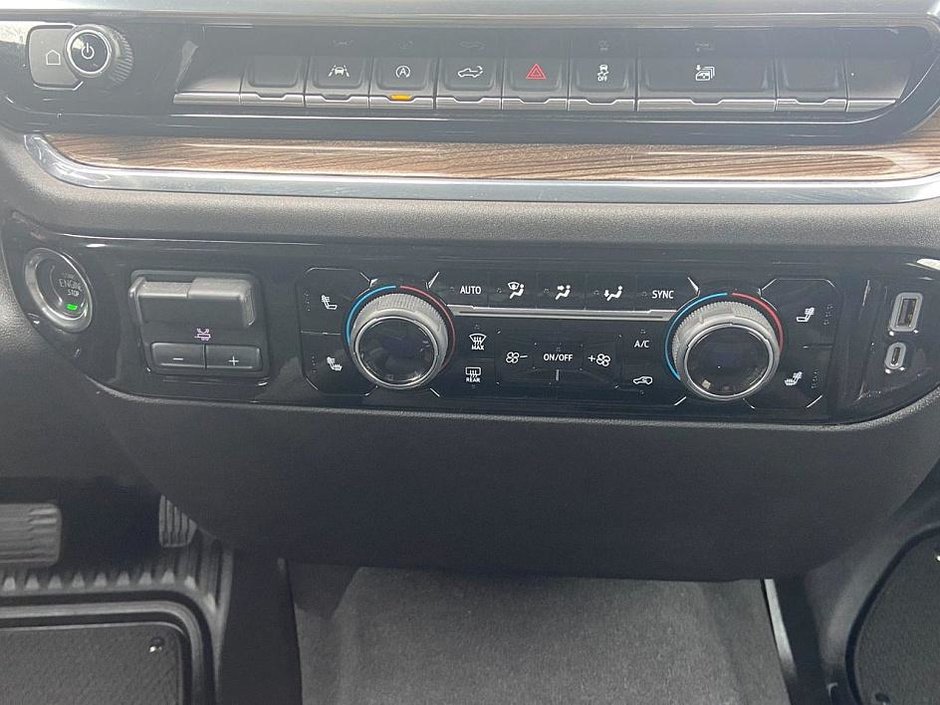 2023 Chevrolet Silverado 1500 LT-21