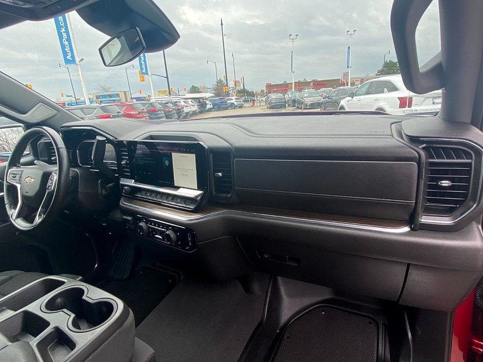 2023 Chevrolet Silverado 1500 LT-16