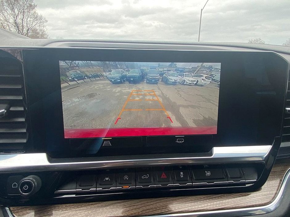 2023 Chevrolet Silverado 1500 LT-26