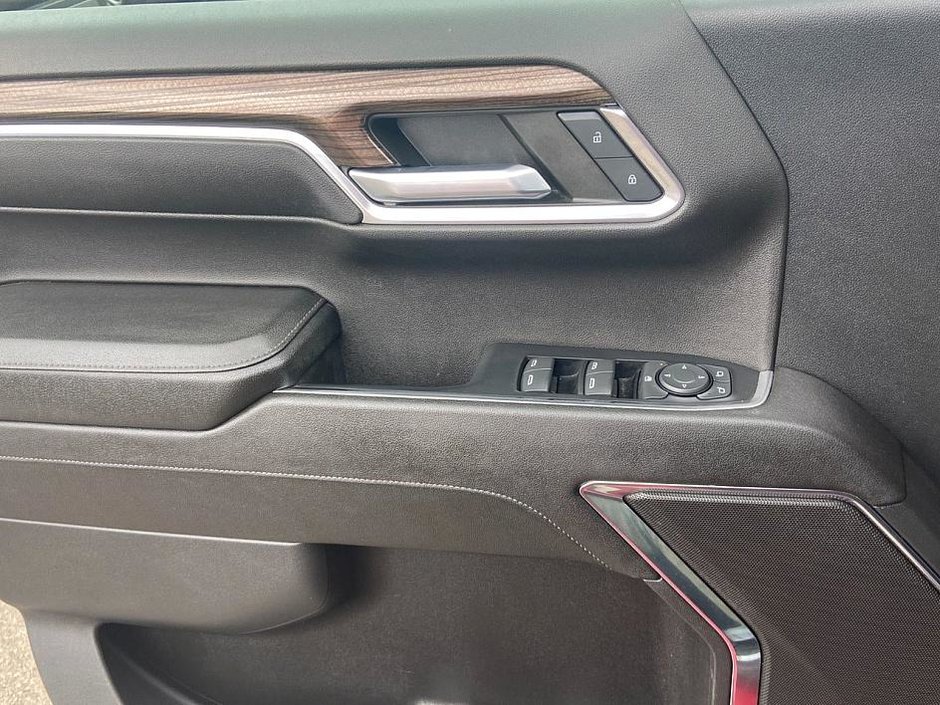 2023 Chevrolet Silverado 1500 LT-10