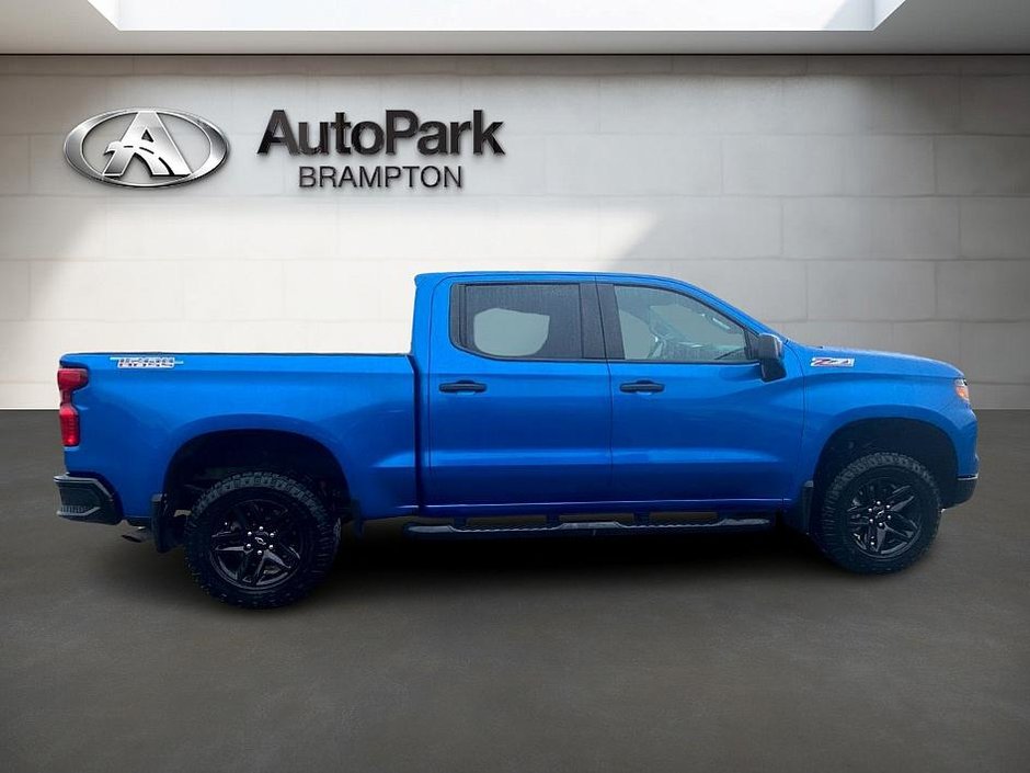 2023 Chevrolet Silverado 1500 Custom Trail Boss-3