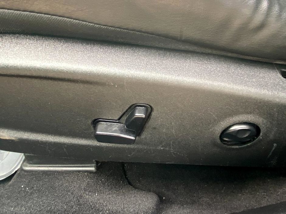 2019 Chrysler 300 S-15