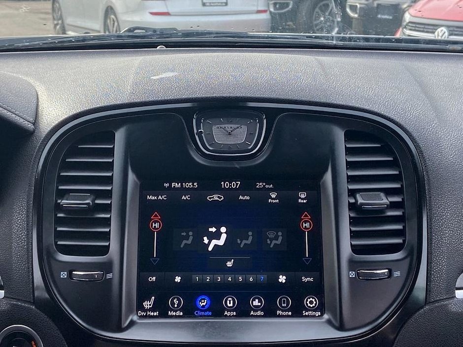2019 Chrysler 300 S-23