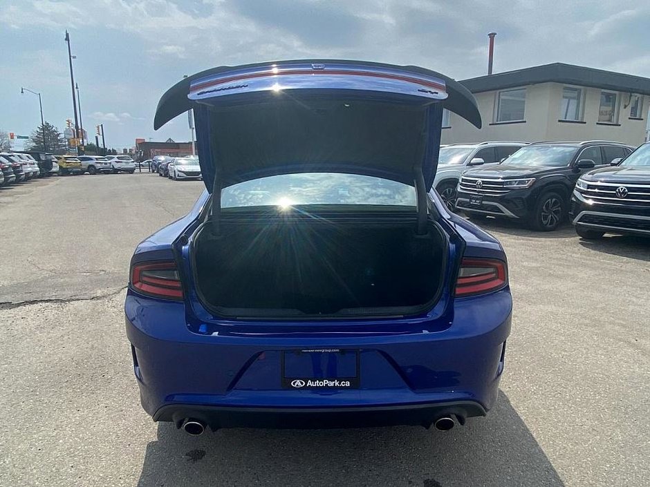 2022 Dodge Charger GT-8