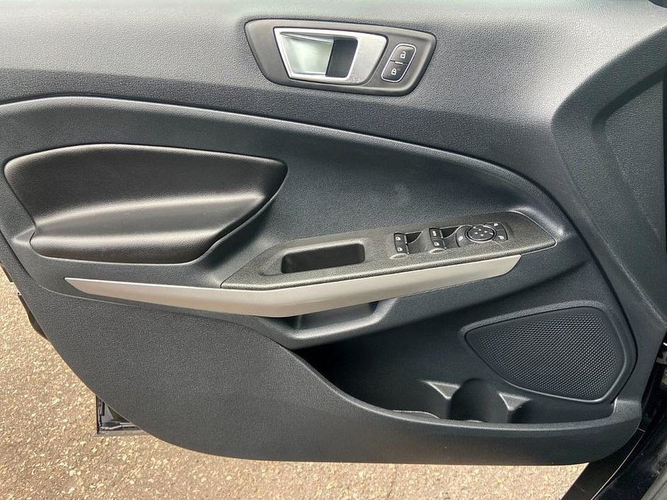2018 Ford EcoSport Titanium-18