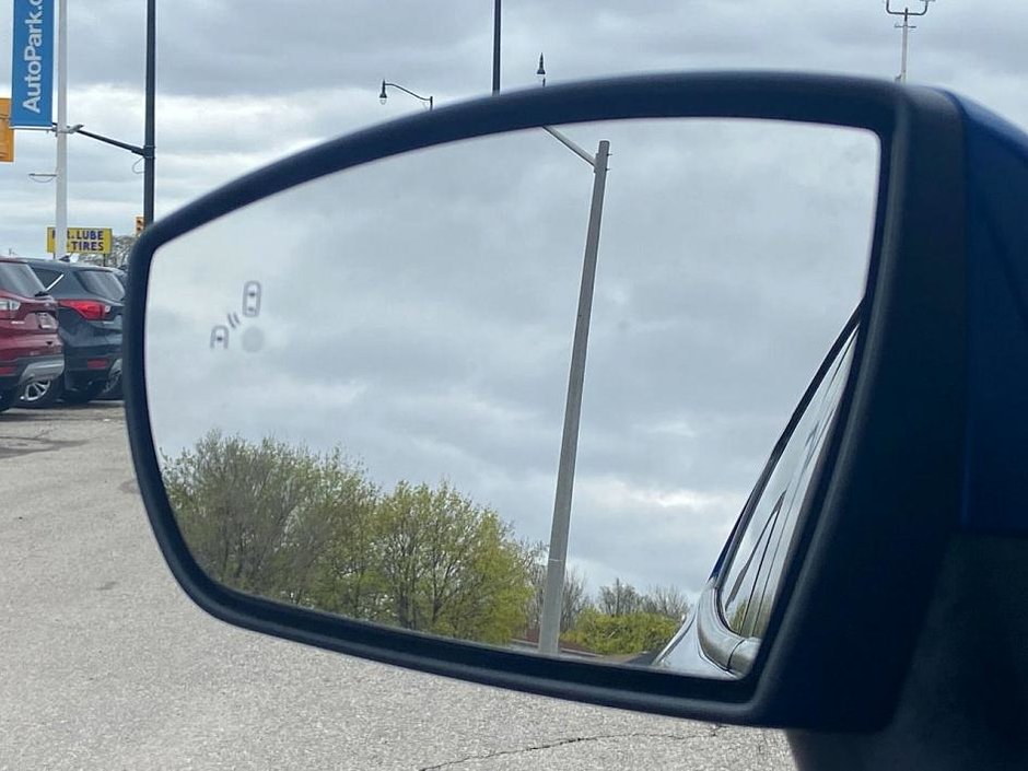 2018 Ford EcoSport SE-12
