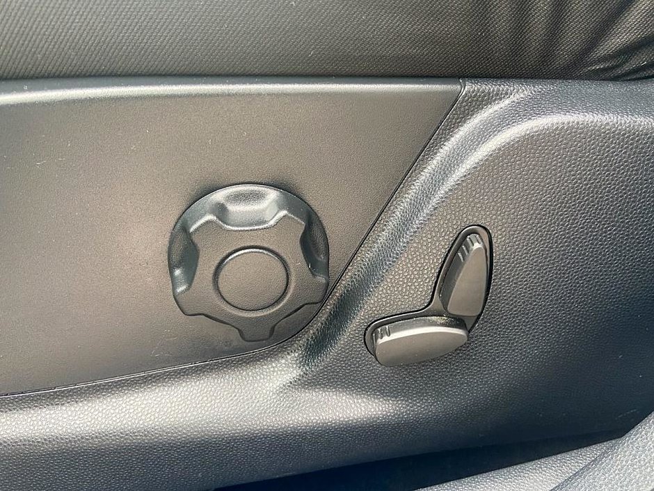 2018 Ford EcoSport SE-9