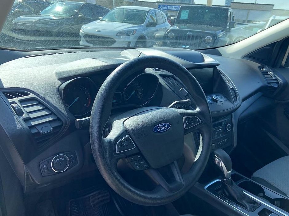 2018 Ford Escape SE-12