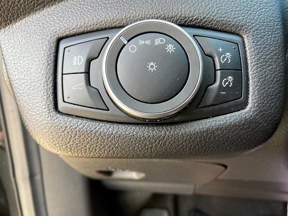 2018 Ford Escape SE-11