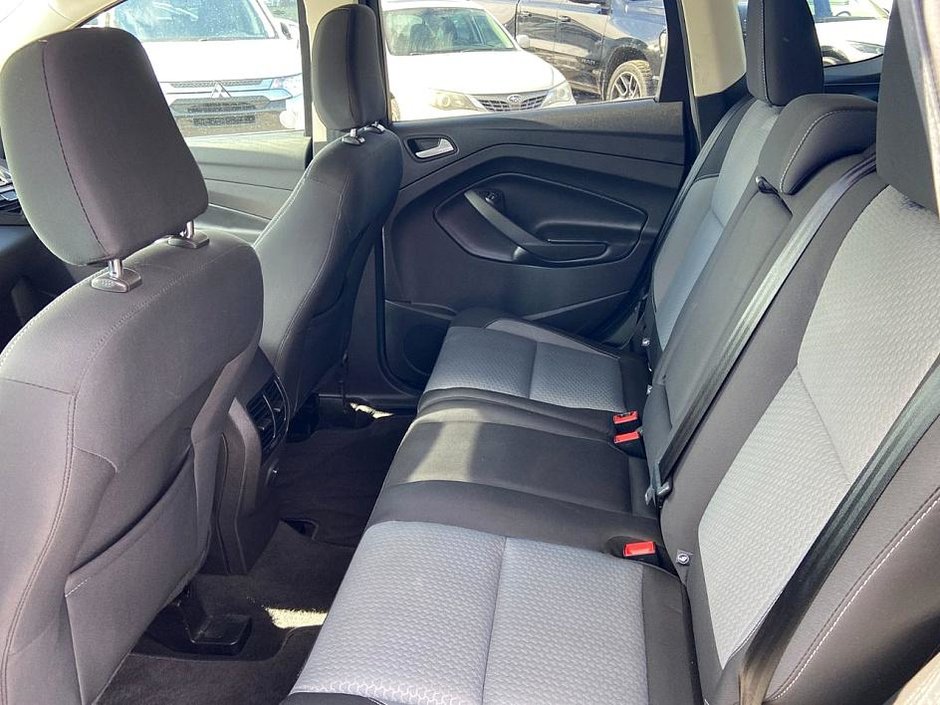 2018 Ford Escape SE-13