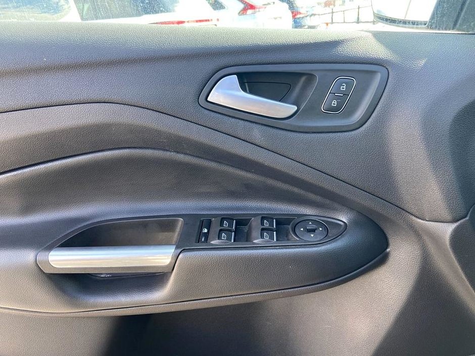 2018 Ford Escape SE-9