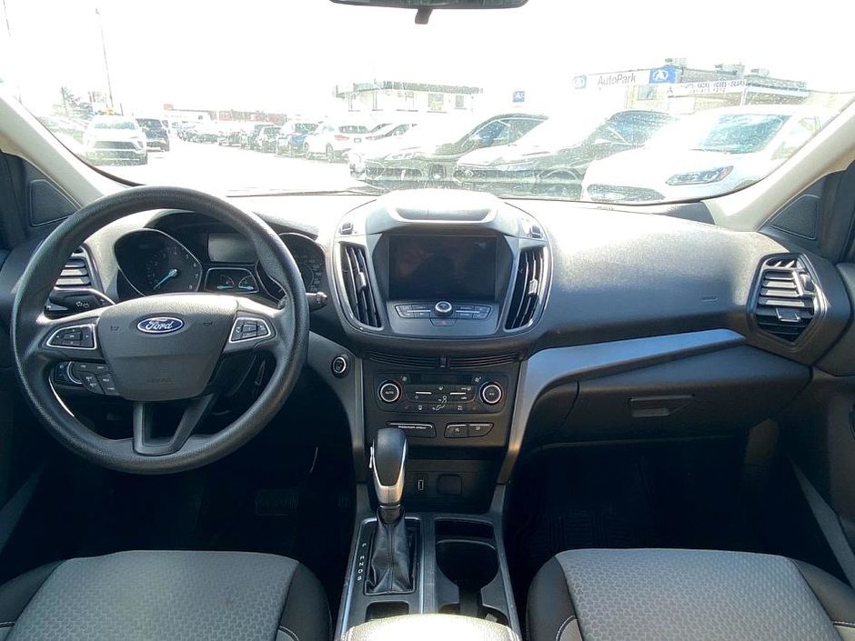 2018 Ford Escape SE-17