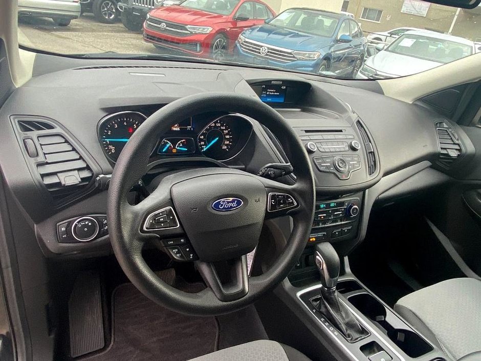 2018 Ford Escape SE-13