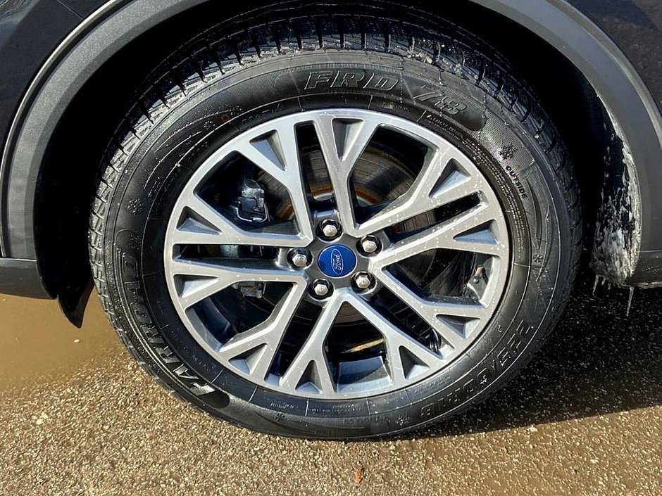 2020 Ford Escape SEL-8