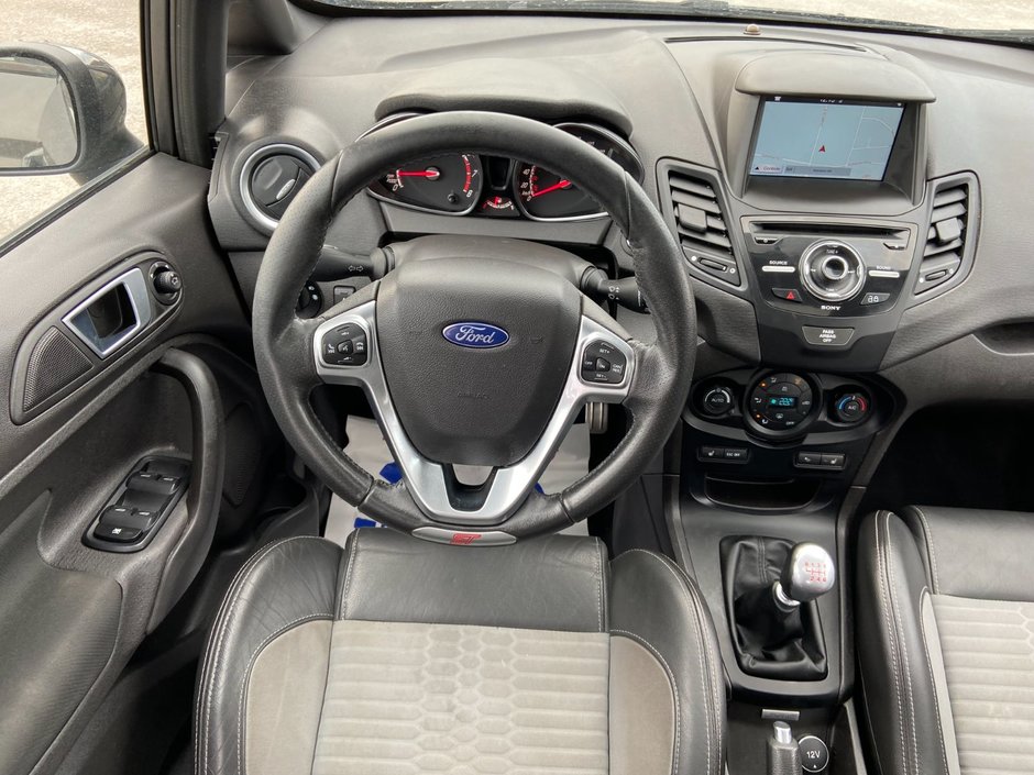 2017 Ford Fiesta ST-16