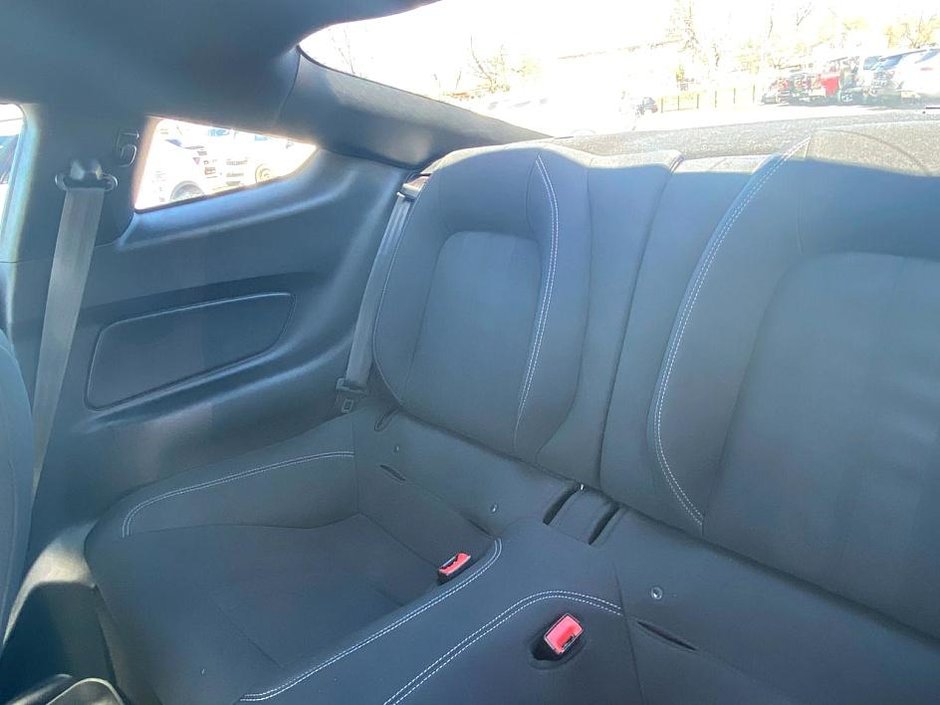 2020 Ford Mustang EcoBoost 2.3 L HIGH PERFORMANCE PACKAGE-9