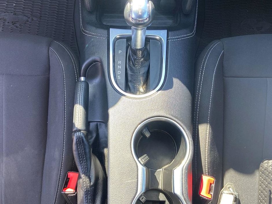 2020 Ford Mustang EcoBoost 2.3 L HIGH PERFORMANCE PACKAGE-16