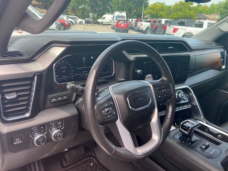 2023 GMC Sierra 1500 Denali-13
