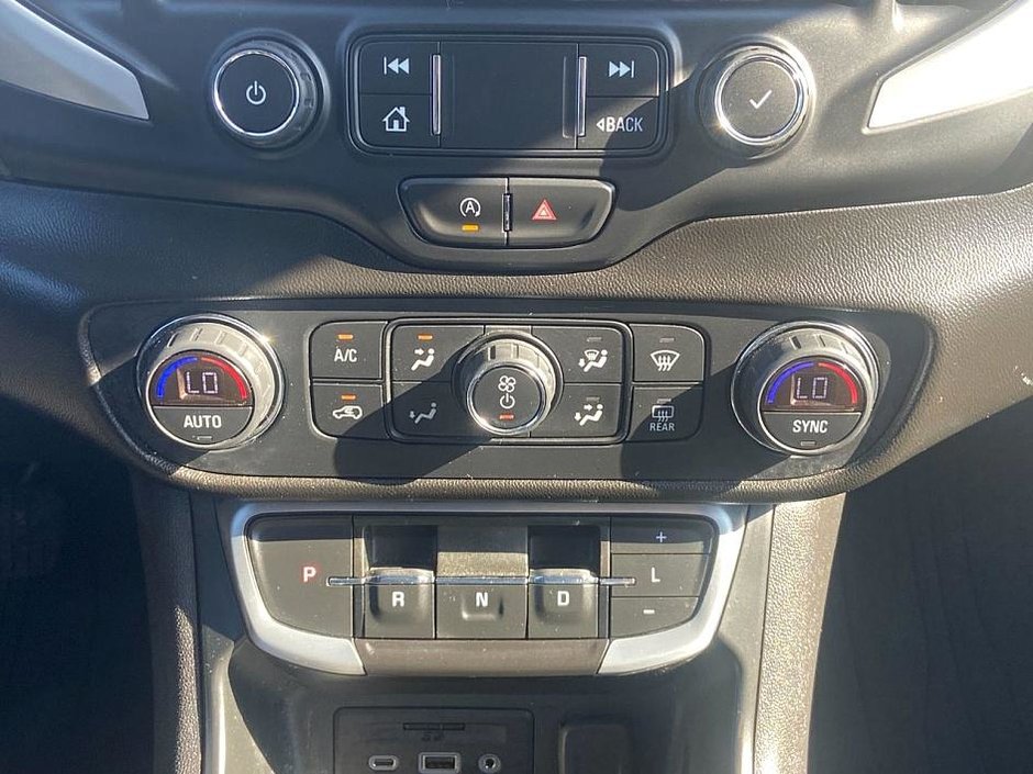 2022 GMC Terrain SLT-22