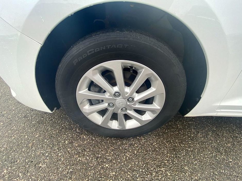 2019 Hyundai Accent Preferred-9